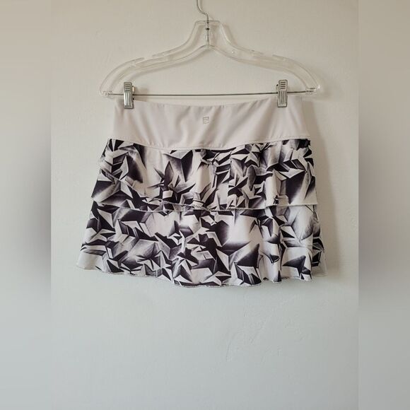 FILA Skort Mini Skirt Tennis Golf With Shorts White Black Sporty Preppy Medium - Picture 7 of 9